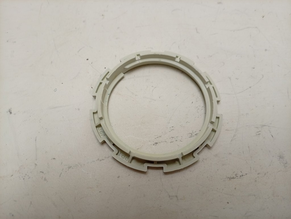 DIS5831 ктп4 Гайка бачка для соли посудомоечной машины Beko 1742450100 б/у