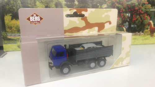 Грузовик высокий борт с грузом, H0