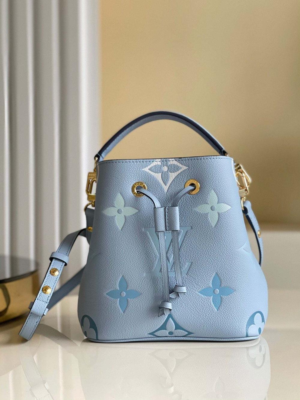 Louis Vuitton NeoNoe BB