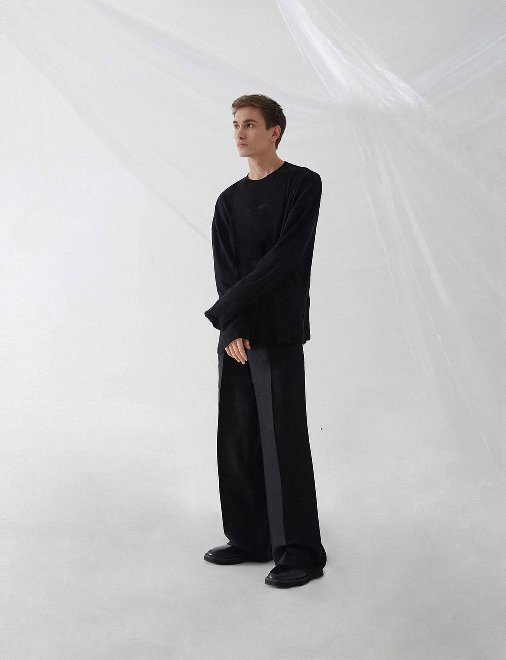 Лонгслив Une Petite Emeute Black Butterfly черный