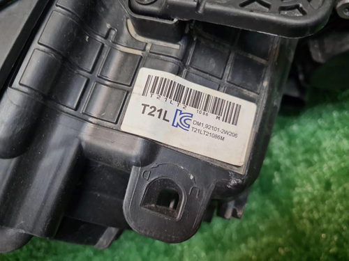 Фара левая Hyundai Santa Fe 3 DM (12-16) ксенон