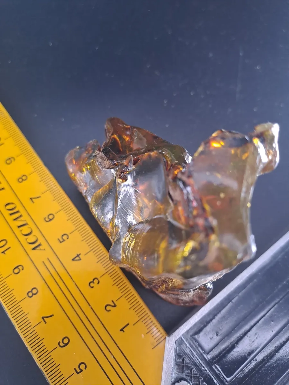 Копал молодой янтарь коллекционный 75 гр