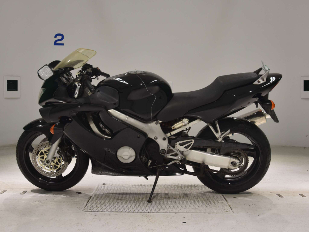 Honda CBR600F 043082