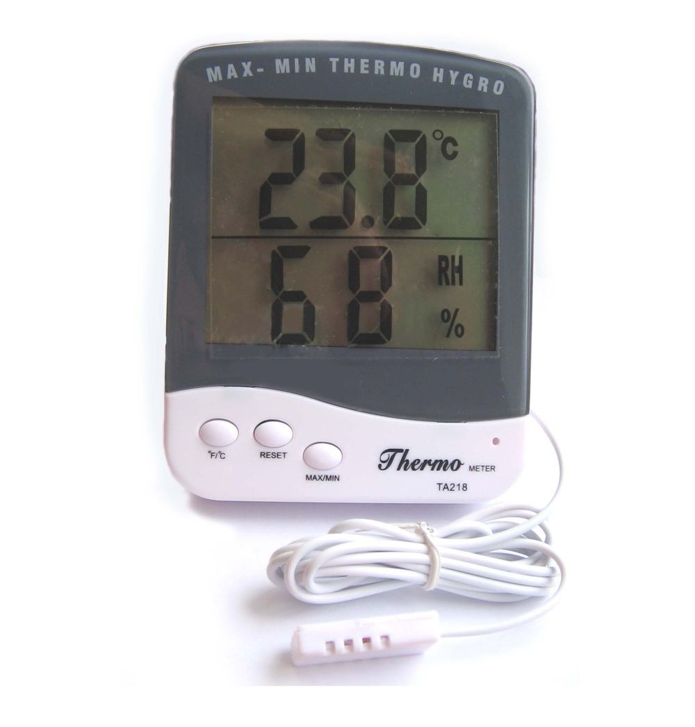 Гигрометр - термометр с выносным датчиком ТА218С