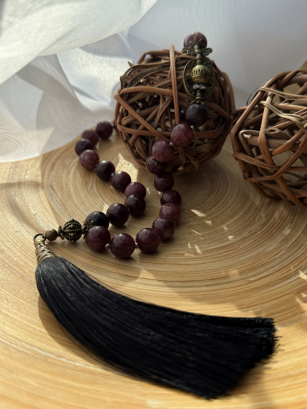 Четки из лилового кварца