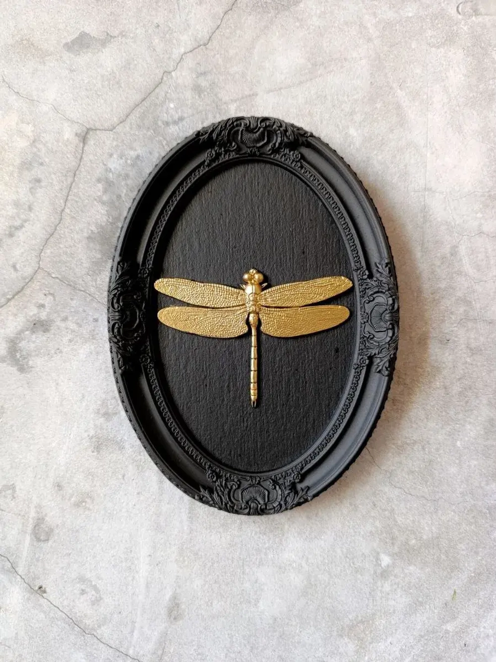 Барельеф на стену из гипса Стрекоза