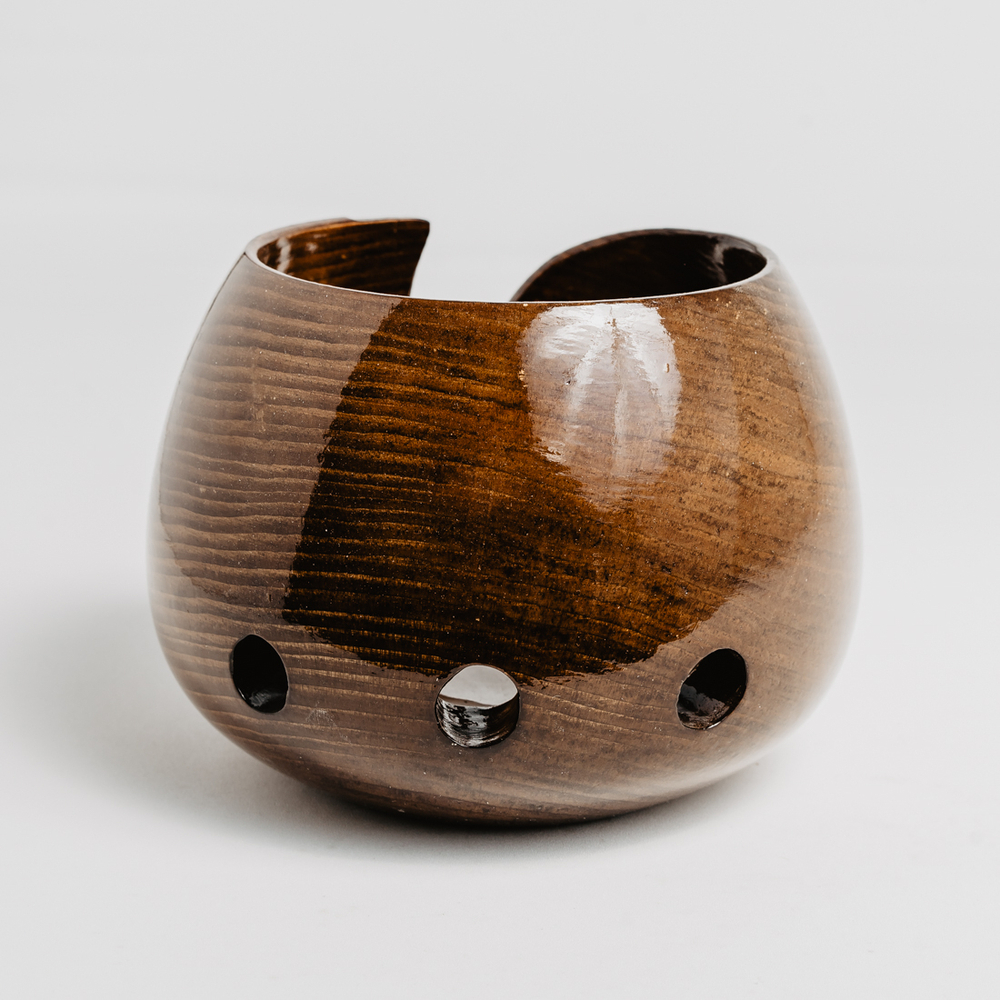 Деревянная клубочница для пряжи и ниток из дерева Сибирский Кедр KL9