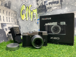 FujiFilm X20