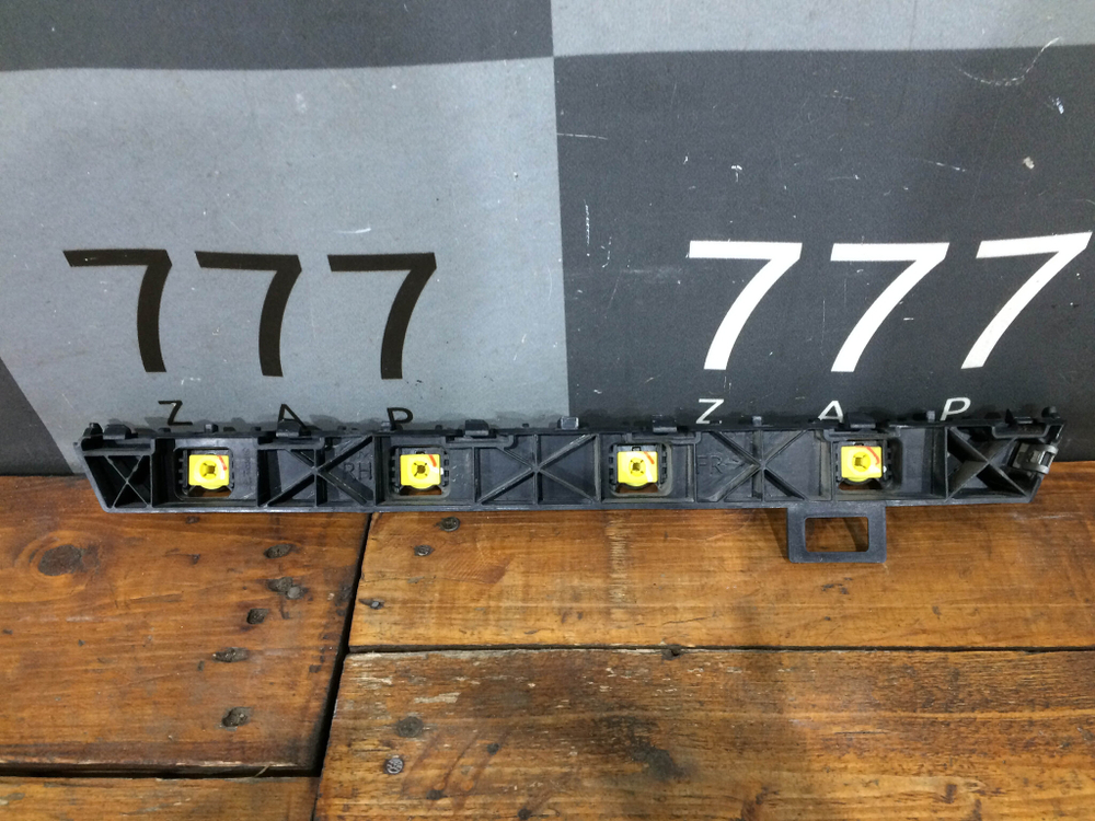 Кронштейн заднего бампера Hyundai Solaris 2 Б/У Оригинал 86614H5000