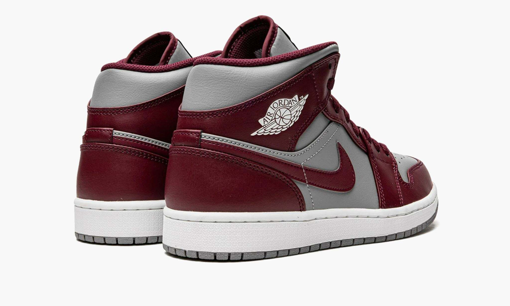 Air Jordan 1 Mid "Cherrywood Red"