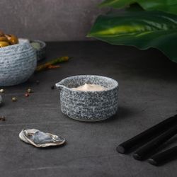 Соусник 70 мл d 6,9 см h4 см круглый с носиком Stone Untouched Taiga P.L. [1]