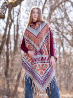 Пончо женское шерстяное с орнаментом
