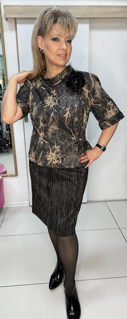 Нарядный костюм с юбкой-карандаш