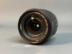 Canon 250D Kit 18-55mm STM 42.000 кадров