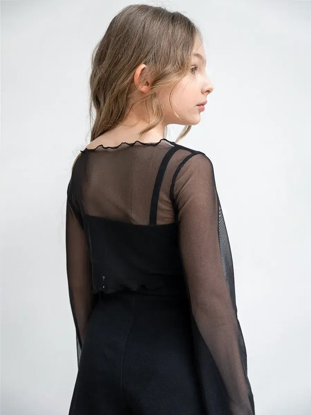 Лонгслив для девочки прозрачный укороченный и топ