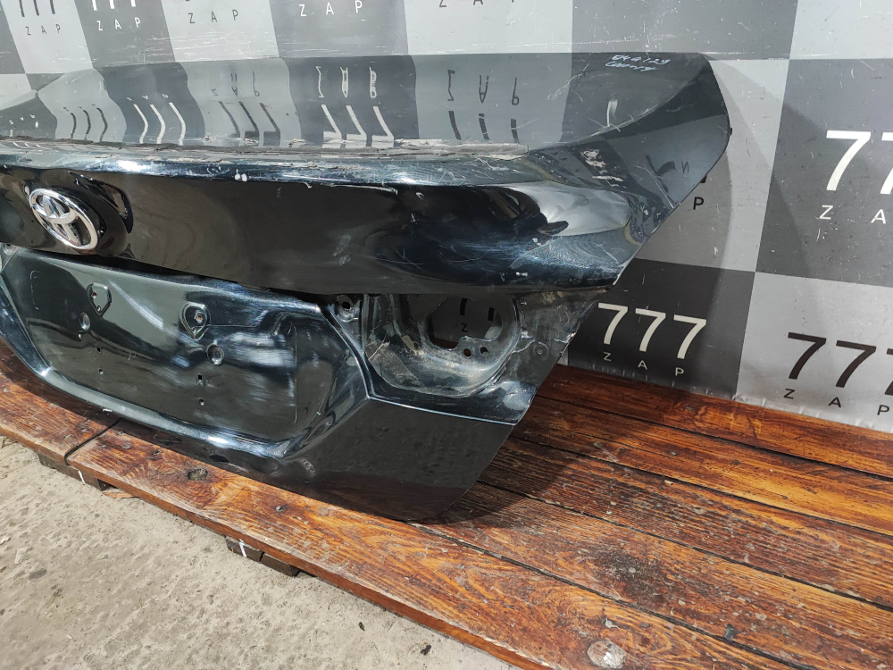 Крышка багажника Toyota Camry (XV70) 17-21 Б/У Оригинал 6440133760