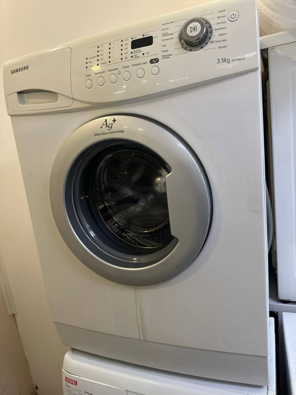 Стиральная машина Samsung WF7358S7V/YLP б/у фронтальная 3.5 кг до 800 об/мин