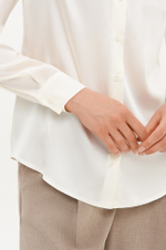 23457 Блузка женская (молочный)