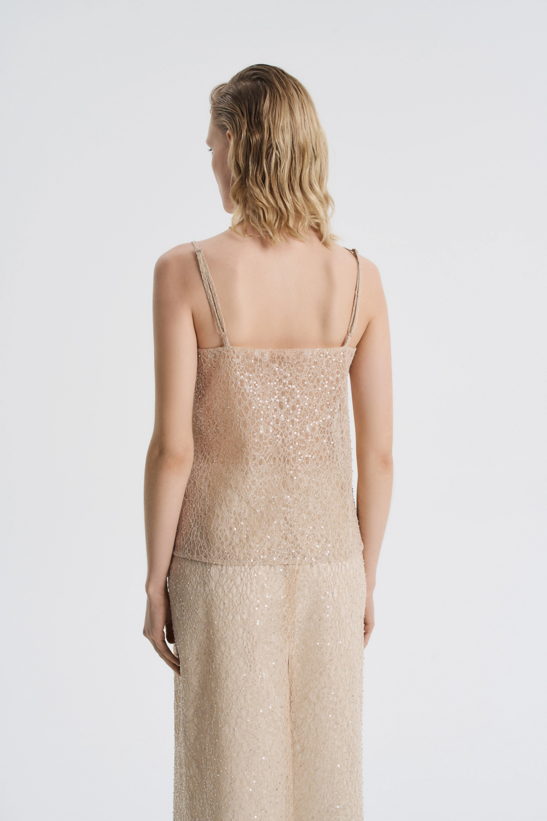 Топ с вышивкой