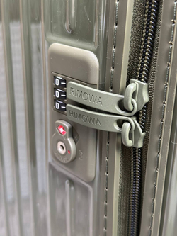 Чемодан Rimowa