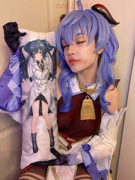 Мини дакимакура Сайко Йонэбаяши из Токийский Гуль арт. M0167, 60х20 см