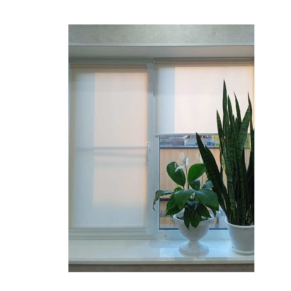 Штора рулонная полупрозрачная Лина 76x90 см, бежевый