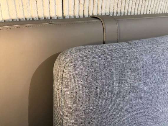 Кровать Tatlin Soft под матрас 180х200 см, серая экокожа и рогожка