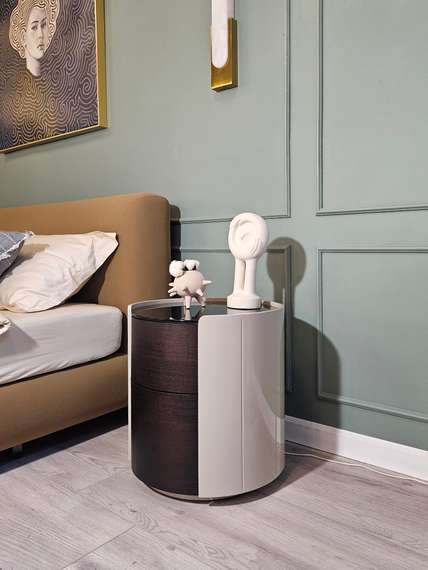 Прикроватная тумбочка Marco с подсветкой и датчиком движения