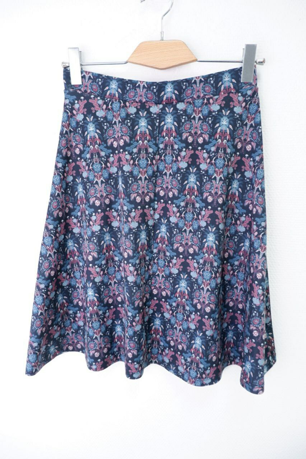 Юбка Stradivarius стильная 46 размер