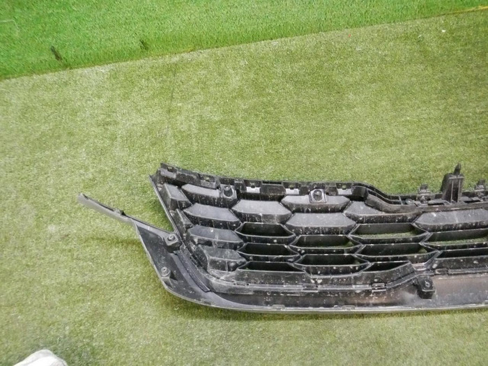 Решетка радиатора Kia Seltos (2019-н.в.)