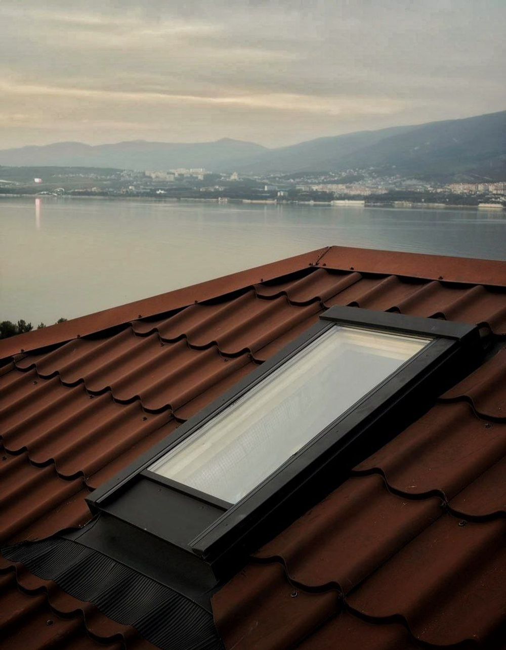 Глухое мансардное окно ВиЛайт 78х118