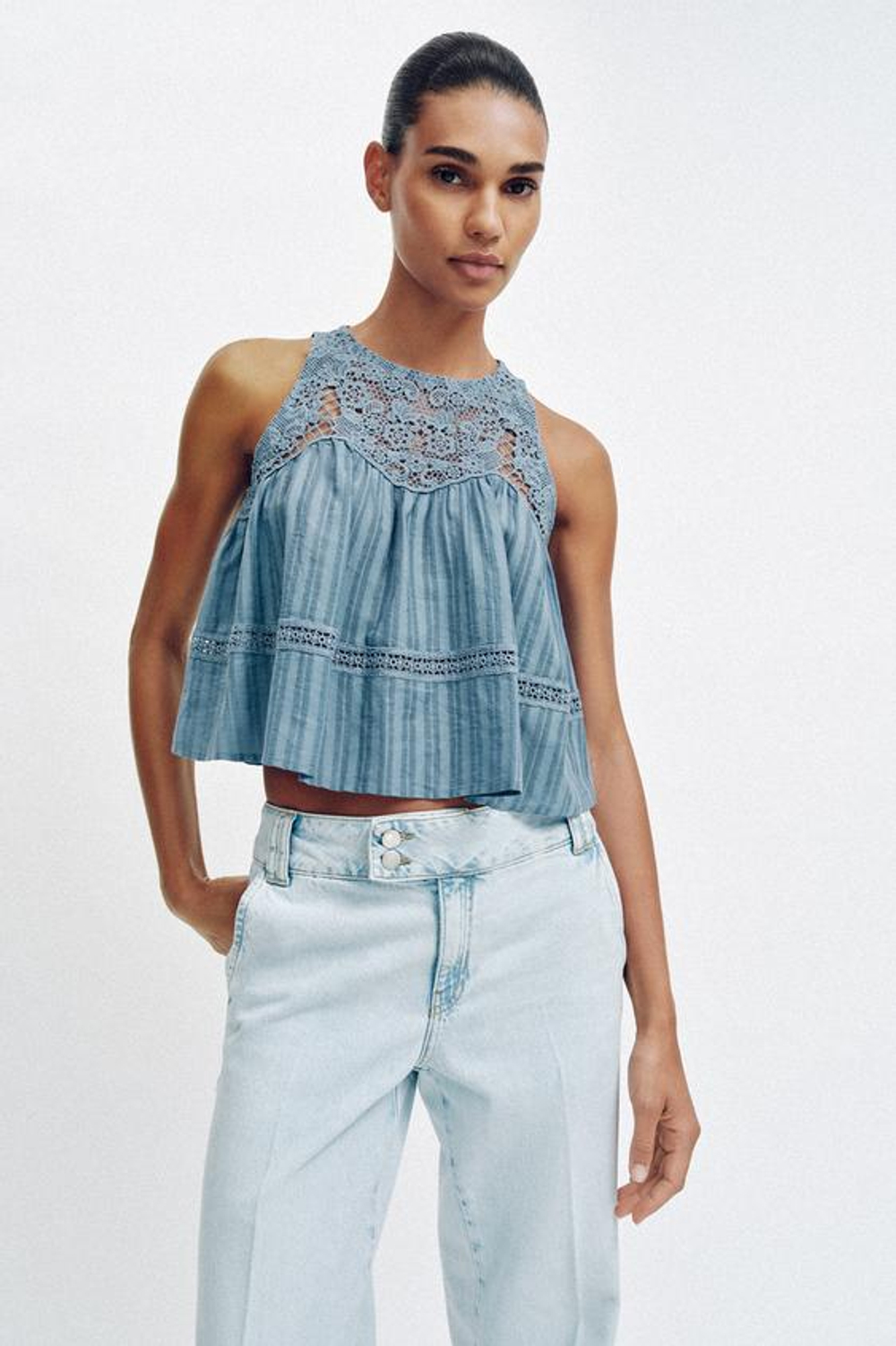 ZARA КОМБИНИРОВАННЫЙ ТОП С ОТКРЫТОЙ СПИНОЙ, СИНИЙ/БЕЛЫЙ