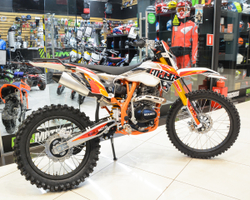 Мотоцикл Regulmoto ATHLETE 250 21/18 2021г. Оранжевый ПТС
