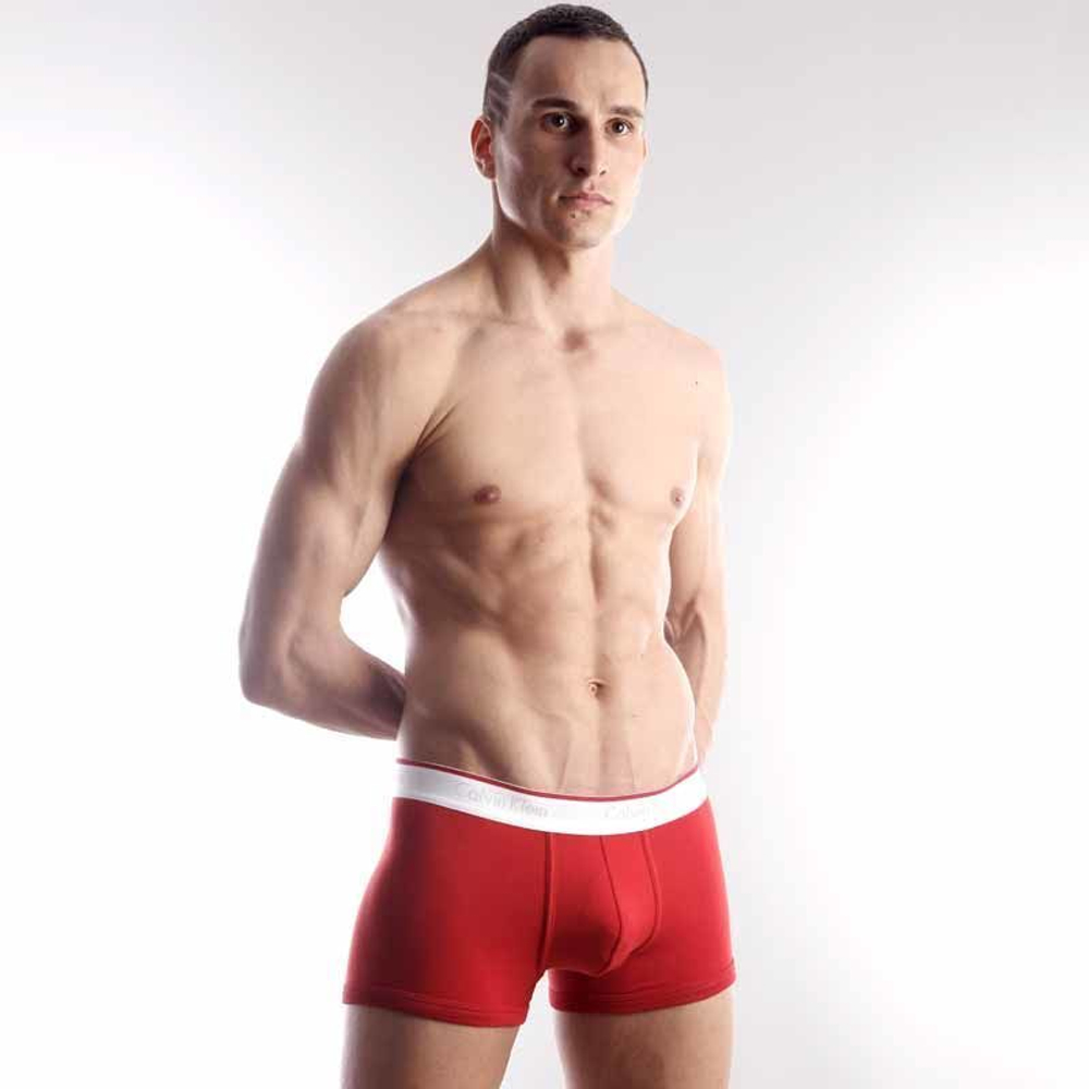 Мужские трусы хипсы Calvin Klein Tech Cool Boxer Red