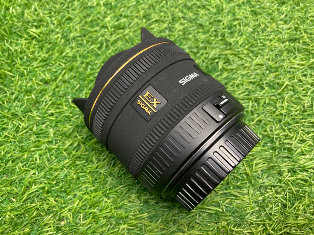 Sigma AF 10mm 2.8 EX DC HSM Fisheye Canon EF-S