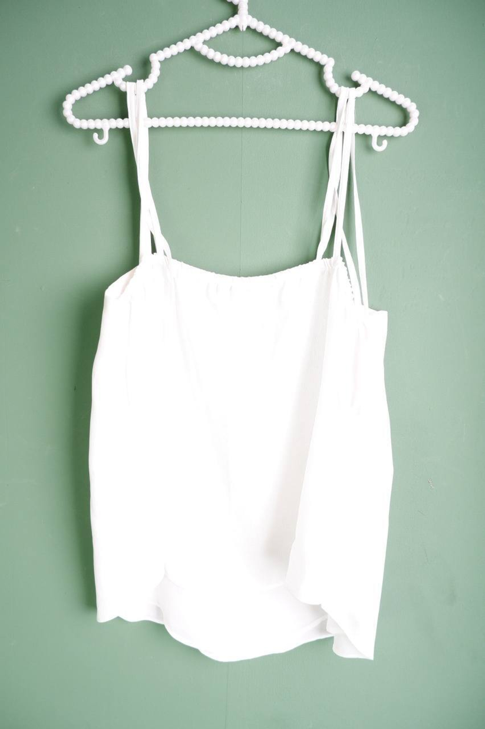 Топ River Island на тонких бретелях, маркировка 10, визуально на 46 размер