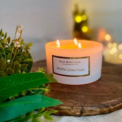 Max Benjamin - Свеча с 3 фитилями Белая Рождественская 480г / артикул   MB-XMAS3WICK  / GTIN 5391533714843