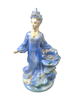 Фарфоровая статуэтка "Хозяйка медной горы" Гжель