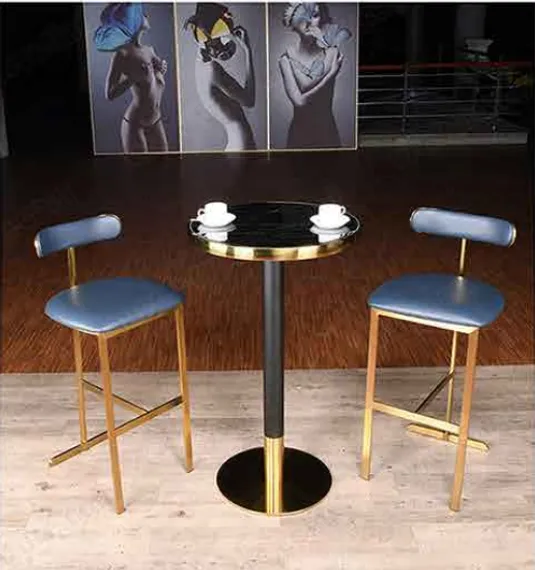 Стол белый Conical