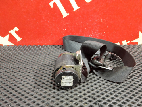 Ремень безопасности правый