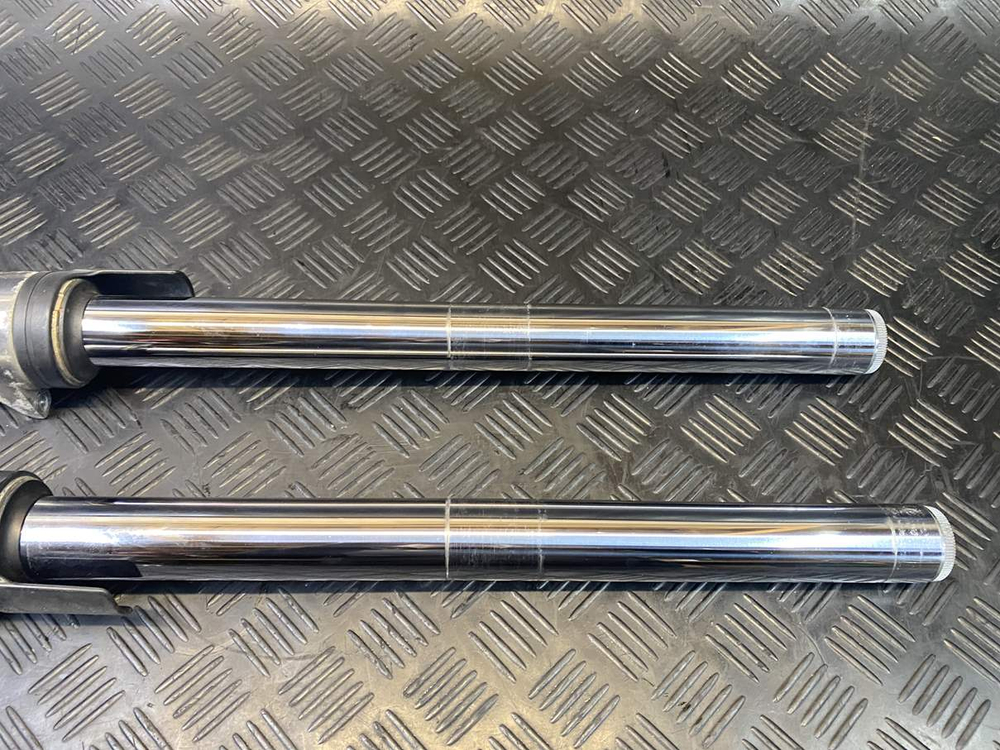 Перья вилки Yamaha V-Max 1200 43мм 054595