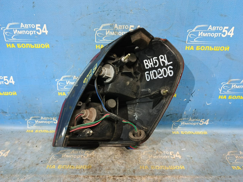 Стоп левый SUBARU LEGACY 1998-2003