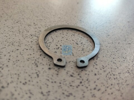 Кольцо переднее подшипника втор. вала (Б-40) 236-1701067-А