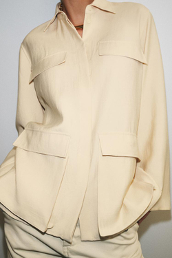 ZARA СТРУЯЩАЯСЯ РУБАШКА С КАРМАНАМИ — ZW COLLECTION, ЦВЕТ СЛОНОВОЙ КОСТИ