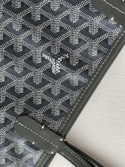 Goyard Anjou PM Bag