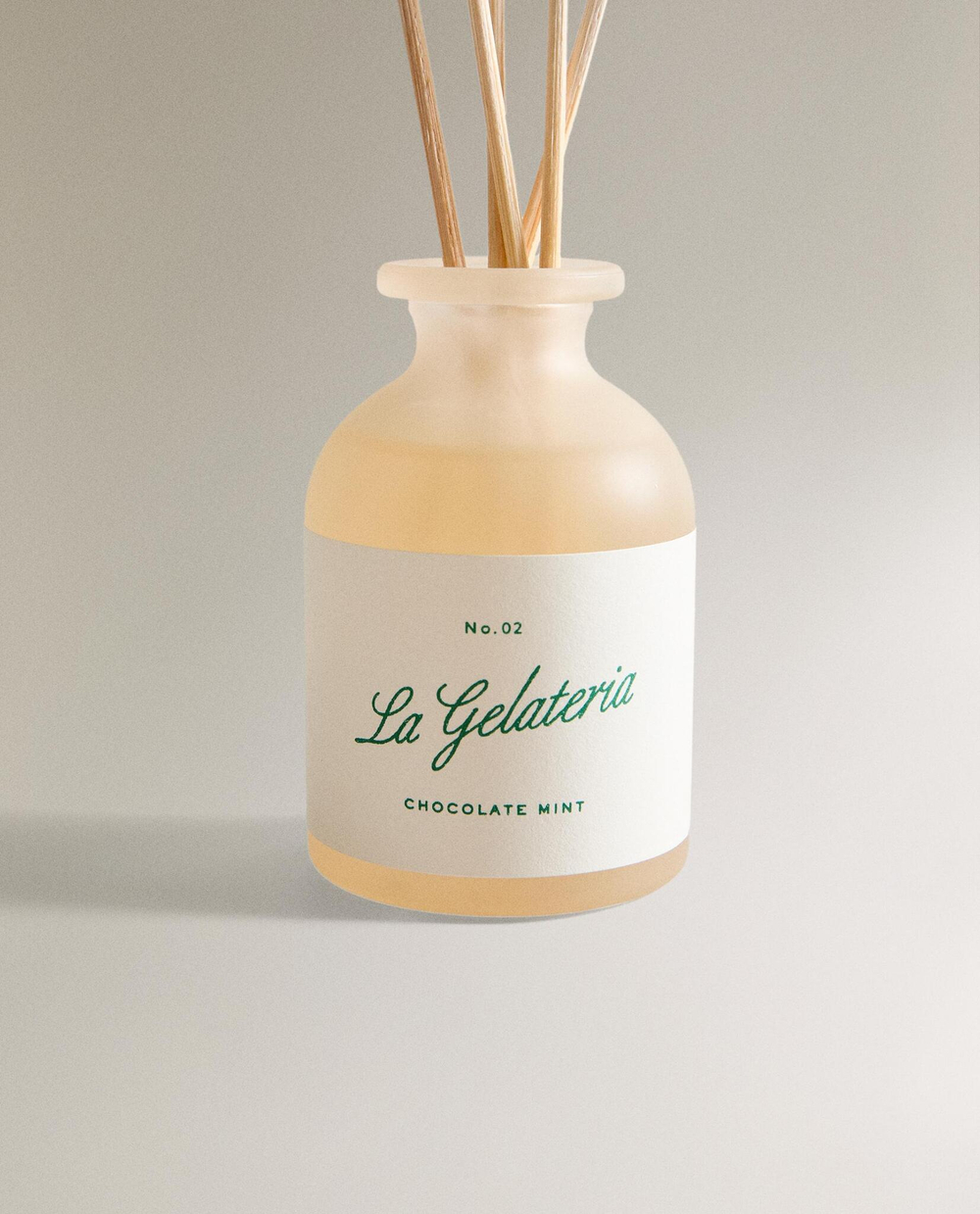 Zara Home CHOCOLATE MINT REED DIFFUSERS — ароматический диффузор с тростниковыми палочками, Шоколадно-мятный, 120 мл