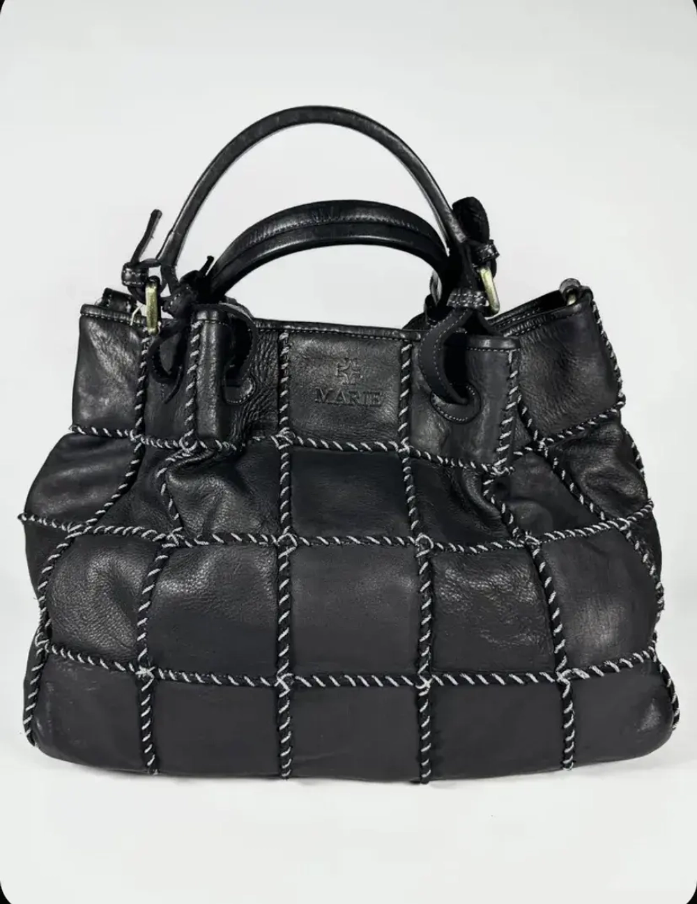 Женская сумка из натуральной винтажной кожи черного цвета