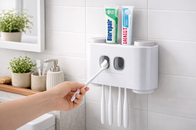 Пространство для двоих: Персонализированный настенный модуль с двойным дозированием