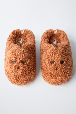 ZARA ДОМАШНИЕ ТАПОЧКИ ИЗ ИСКУССТВЕННОЙ ОВЧИНЫ С ТЫКВОЙ, КОРИЧНЕВЫЙ