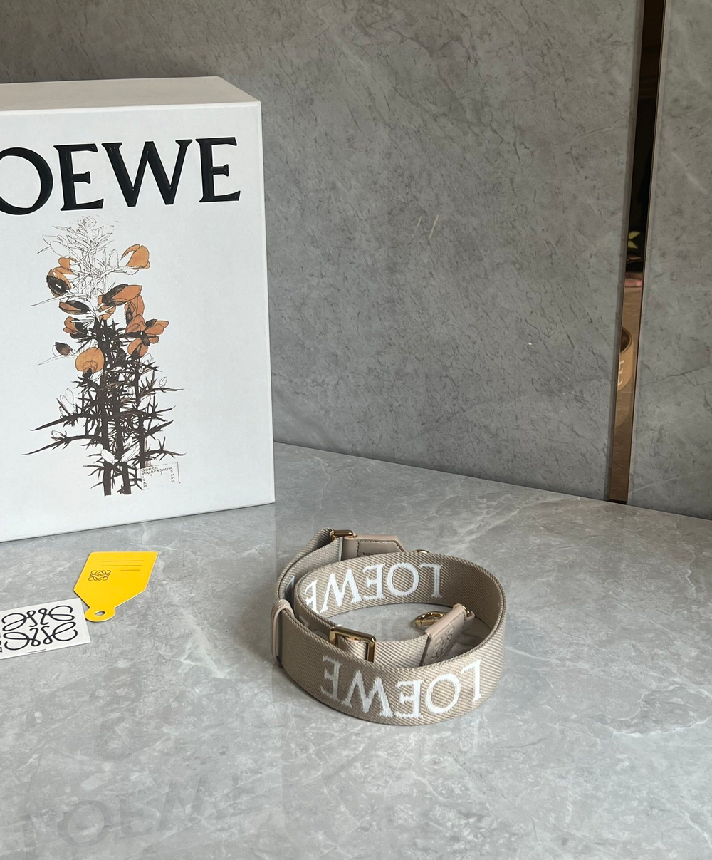 Loewe Strap (4 colors)